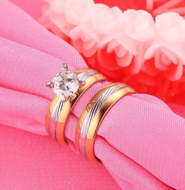 Women Gold And Silver Solitaire Wedding Ring