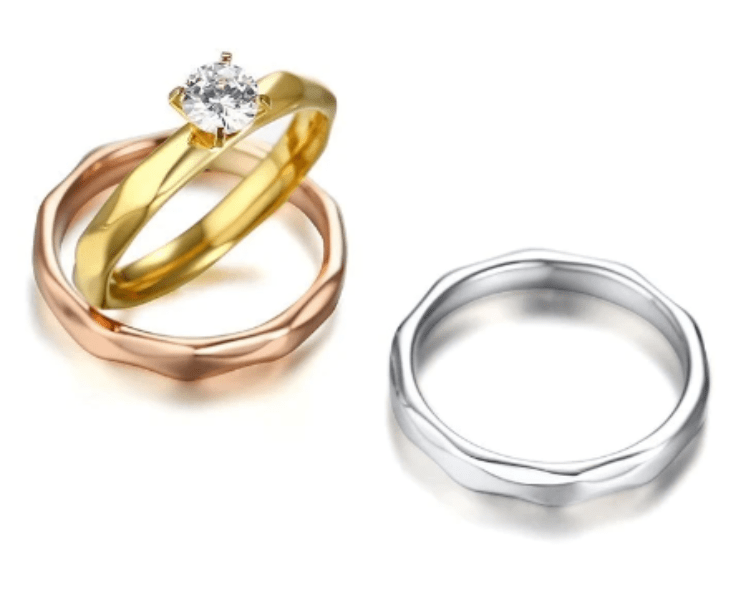 Unique Solitaire Wedding Rings Set for bride