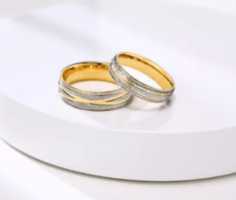 Steel Gold Sand Blast Finish Wedding Engagement Ring for Couple
